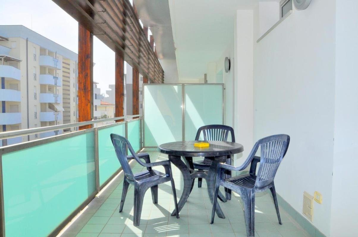 Luminous Beachside Flat - Beahost Bibione
